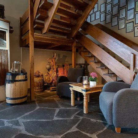 Nyvagar Rorbuhotell - By Classic Norway 3*