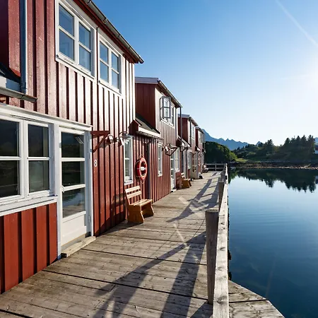 Apartmanhotel Nyvagar Rorbuhotell - By Classic Norway 3*