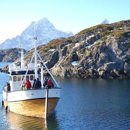 Апарт-отель Nyvagar Rorbuhotell 3*