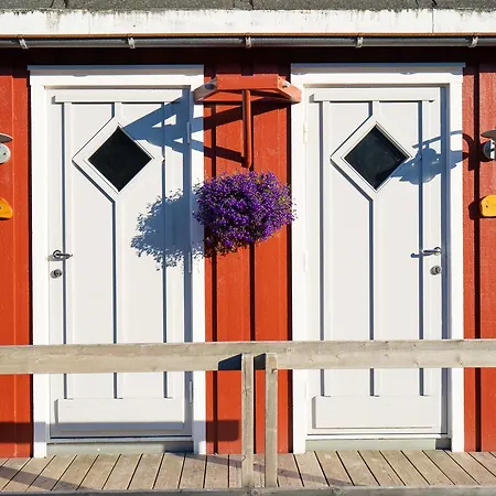 Апарт-отель Nyvagar Rorbuhotell