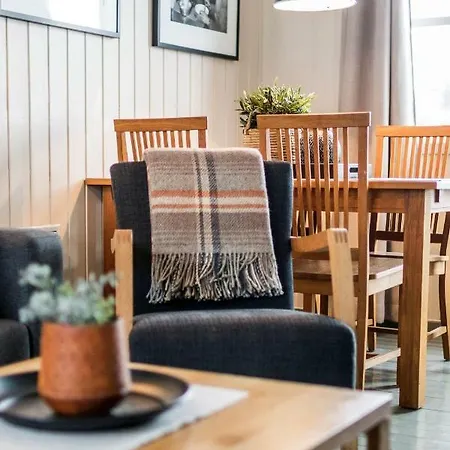 Aparthotel Nyvagar Rorbuhotell - By Classic Norway 3*