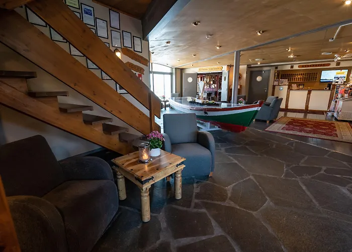 Nyvagar Rorbuhotell - By Classic Norway Apart-hotel 3*