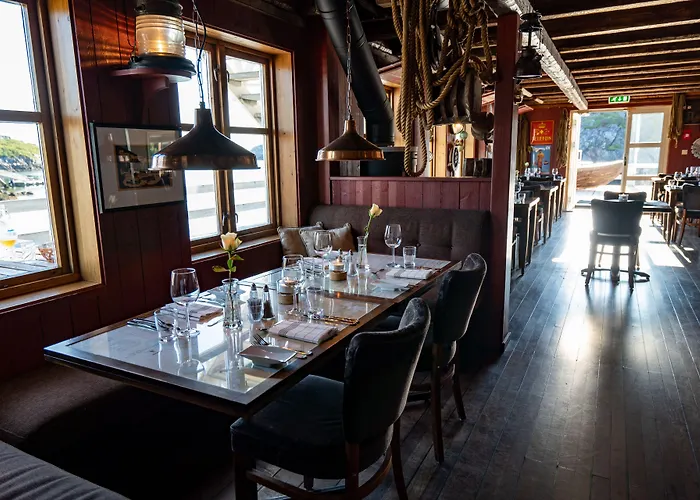 Apart-hotel Nyvagar Rorbuhotell - By Classic Norway 3*