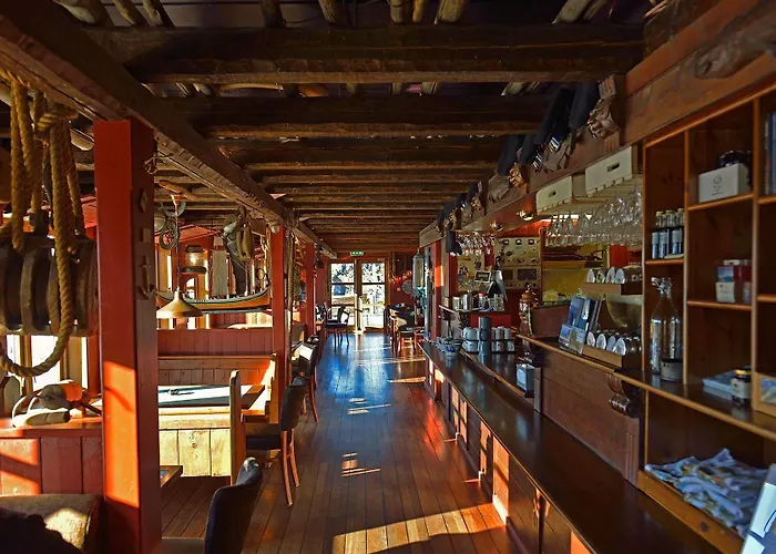 Aparthotel Nyvagar Rorbuhotell - By Classic Norway
