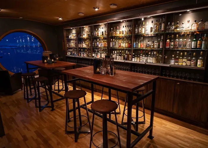 Nyvagar Rorbuhotell - By Classic Norway 3*