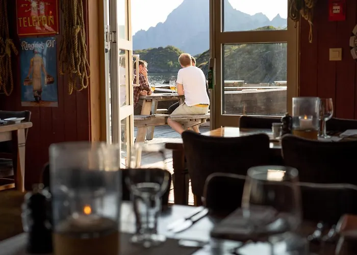 Nyvagar Rorbuhotell - By Classic Norway カベルヴォーグ