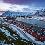 Nyvagar Rorbuhotell - By Classic Norway 3*