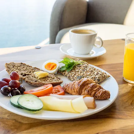 Aparthotel Nyvagar Rorbuhotell - By Classic Norway